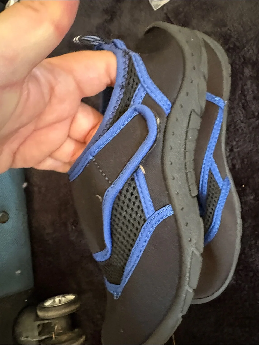 Water shoes size 2-3 kids